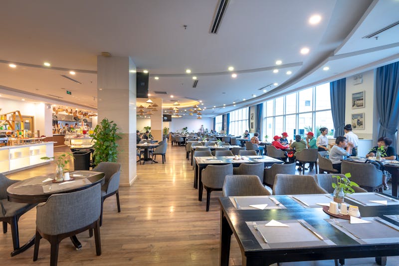 Wing Snob restaurant interior